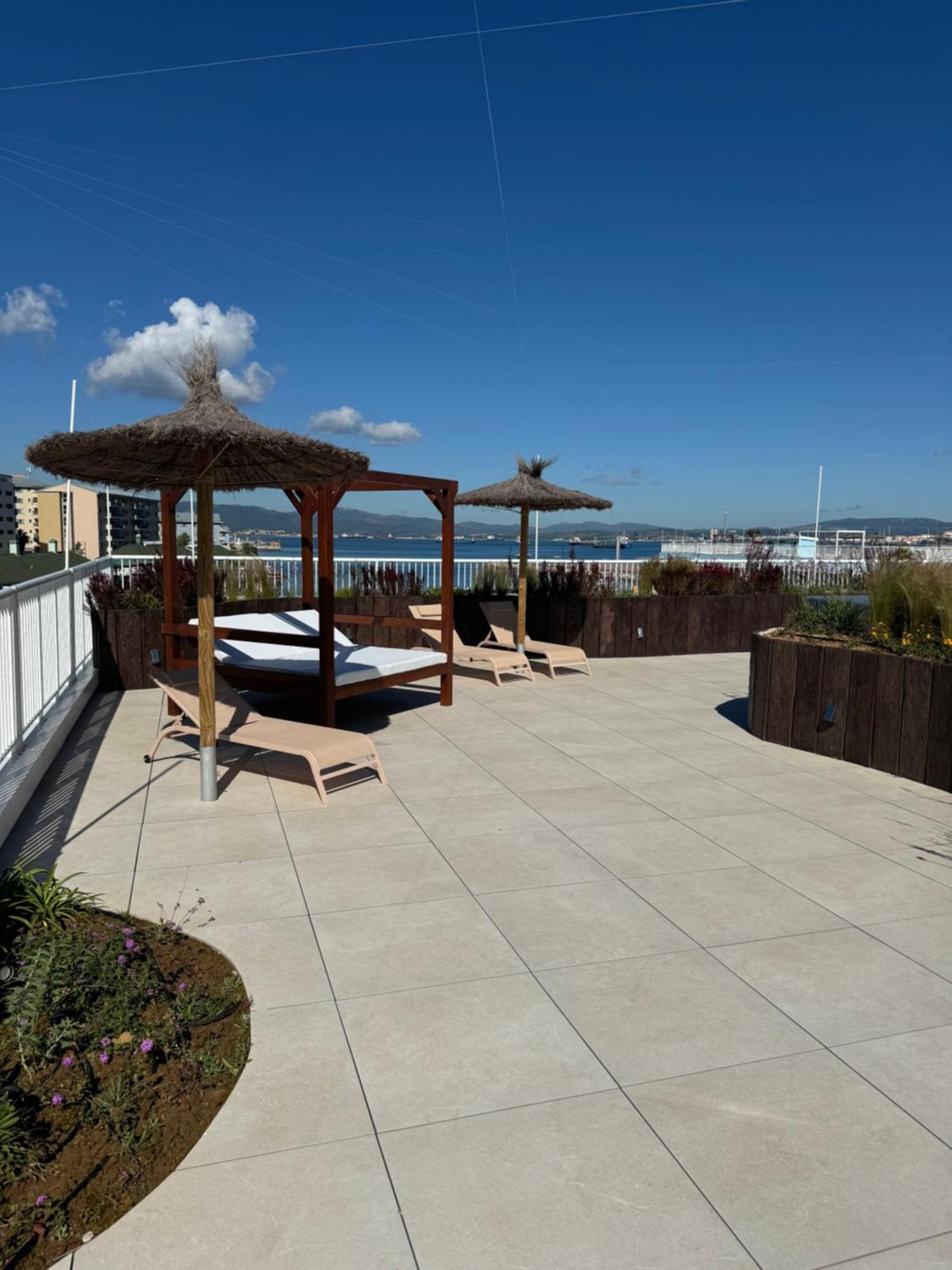 Marina Club Luxury Private Studio With Pool And Incredible Views Gibraltar Exterior foto